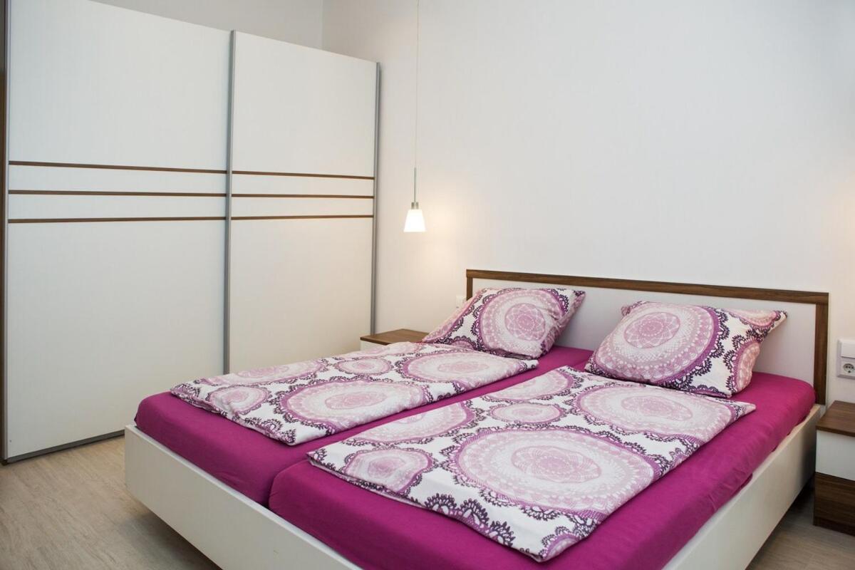 Apartment Stylish At Station Dusseldorf