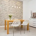 Appartement Stylish At Station