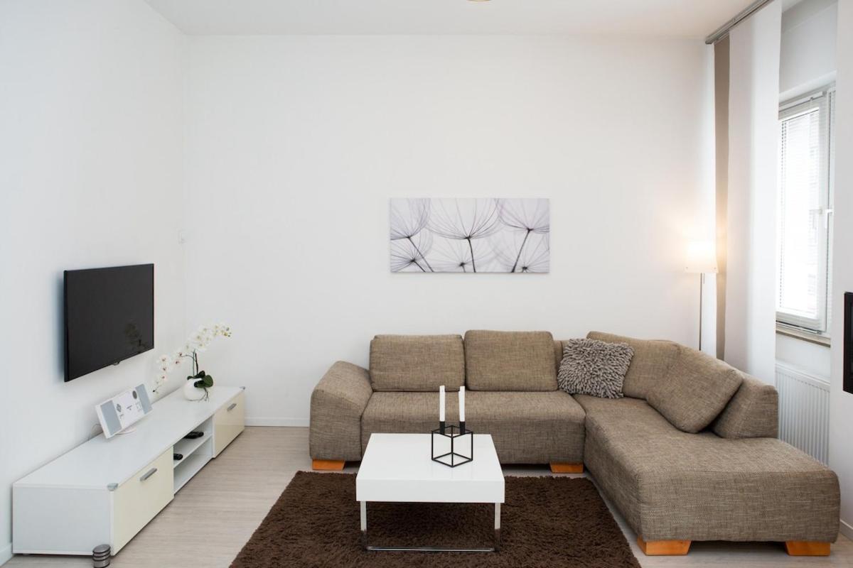 Apartment Stylish At Station *